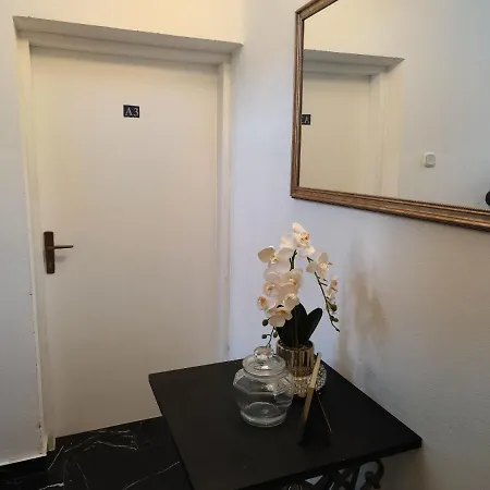 Apartment Orhidelia