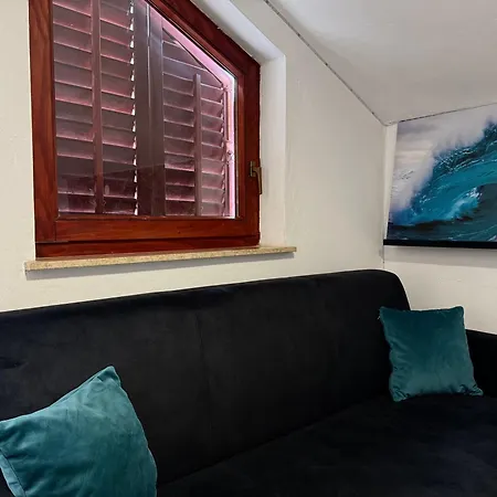 Orhidelia Apartment