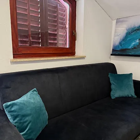 Orhidelia Apartment