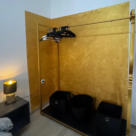 Apartment Orhidelia *