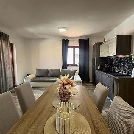 Orhidelia Apartment Njivice